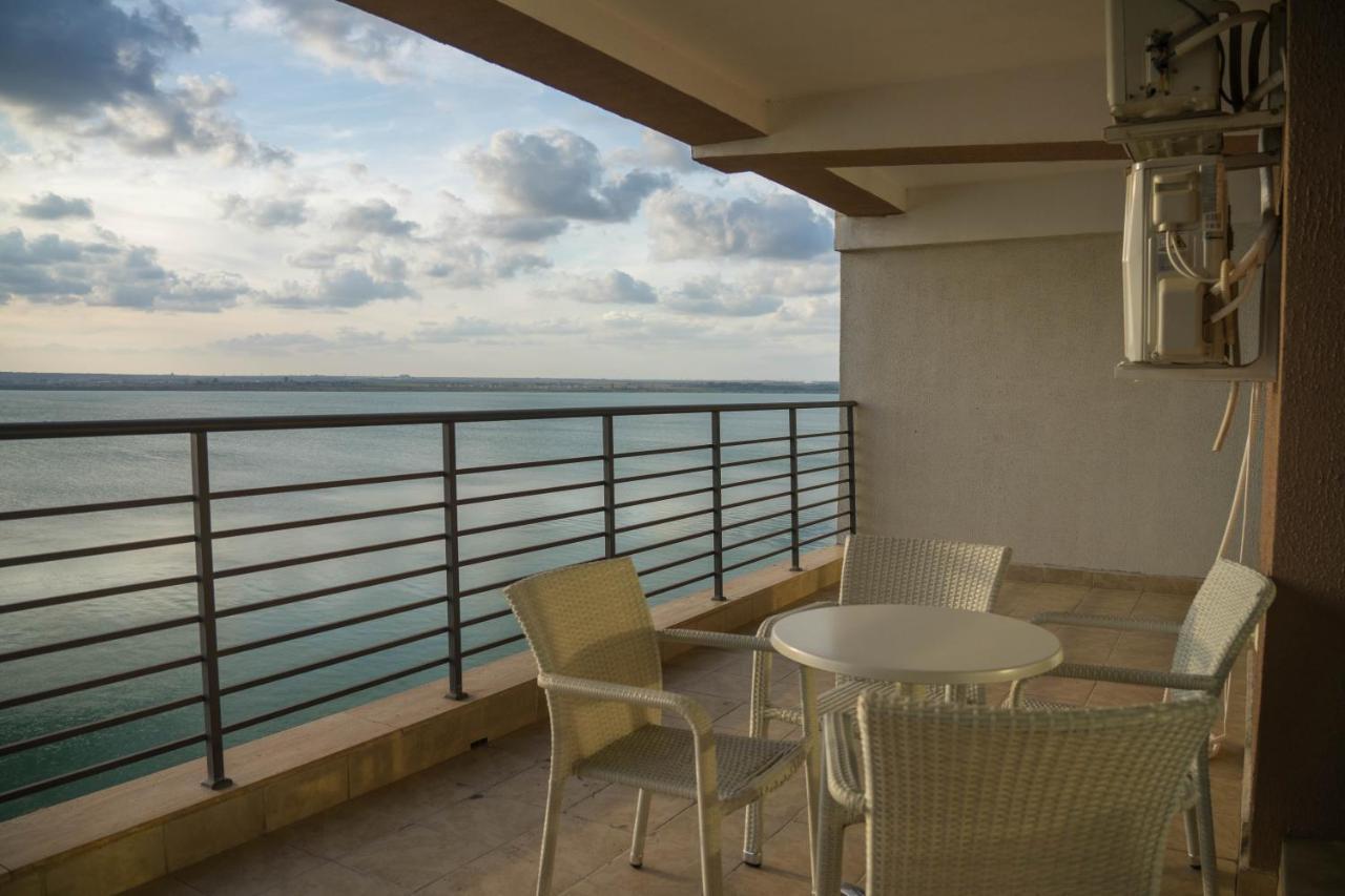 Lake Boutique Apartments & Rooms Mamaia Esterno foto