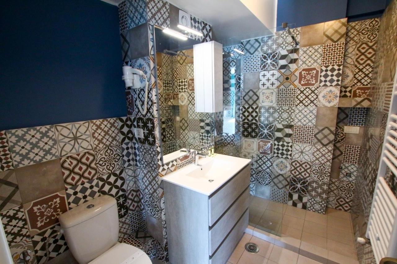Lake Boutique Apartments & Rooms Mamaia Esterno foto