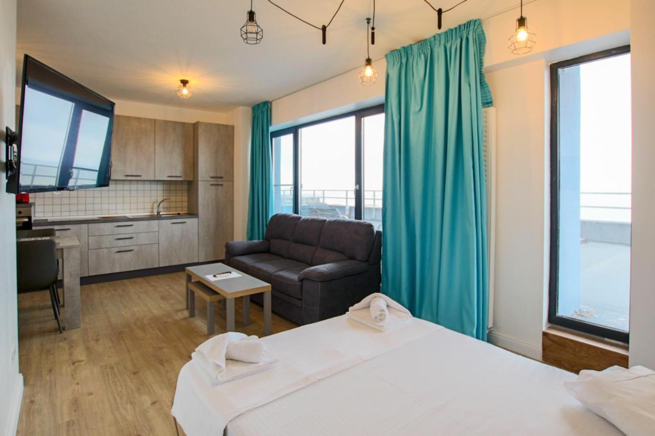 Lake Boutique Apartments & Rooms Mamaia Esterno foto