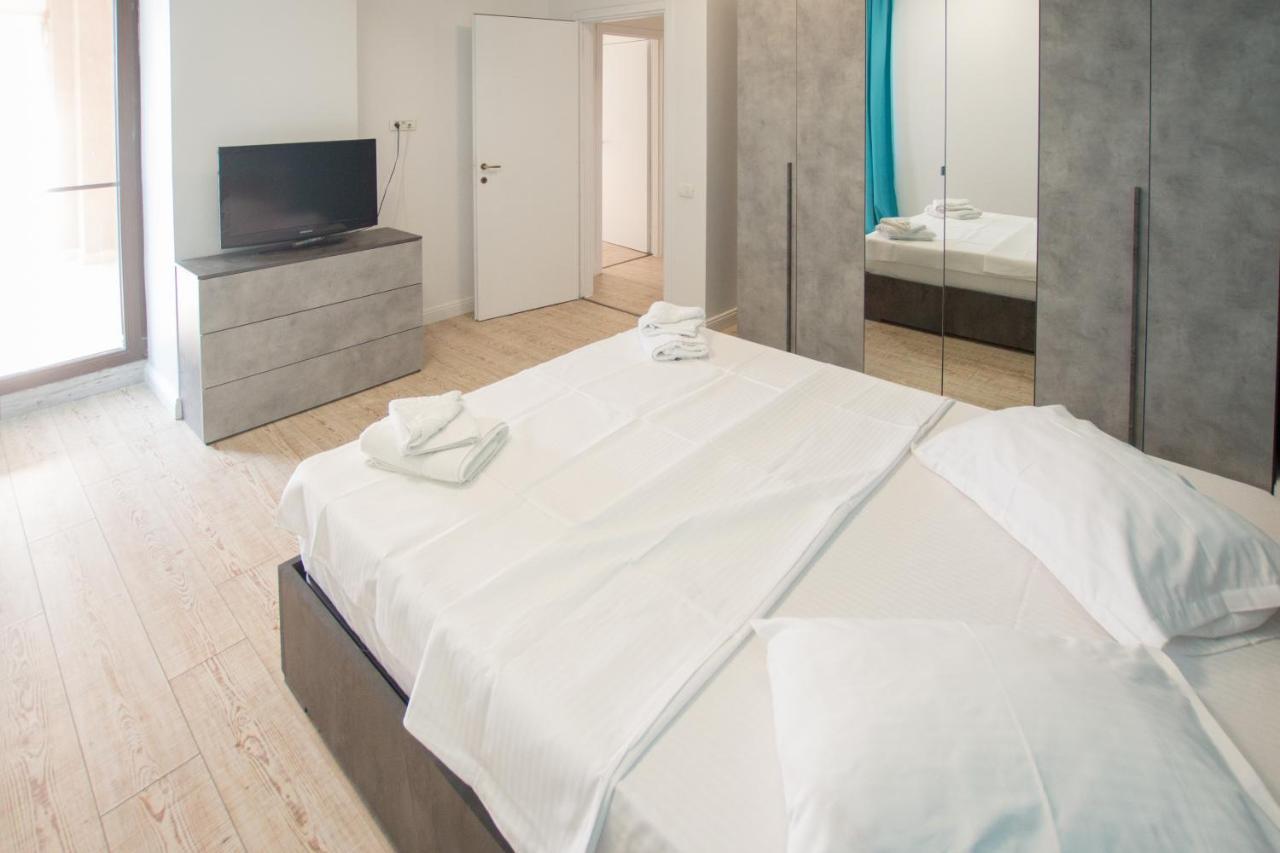 Lake Boutique Apartments & Rooms Mamaia Esterno foto