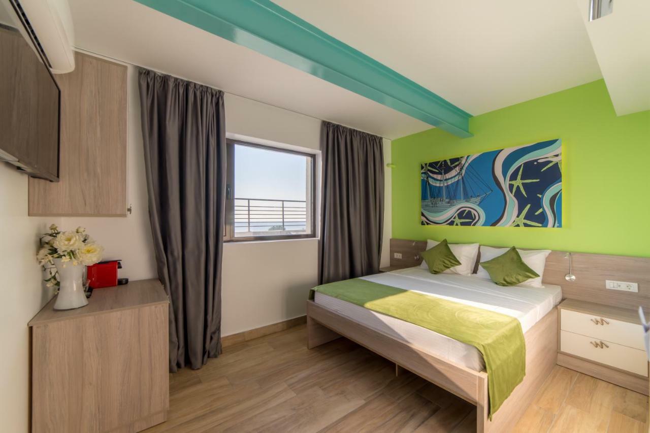 Lake Boutique Apartments & Rooms Mamaia Esterno foto